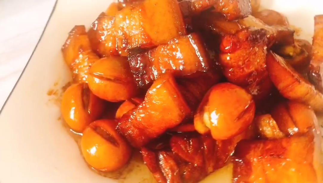 私房红烧肉 垂涎三尺软糯无比