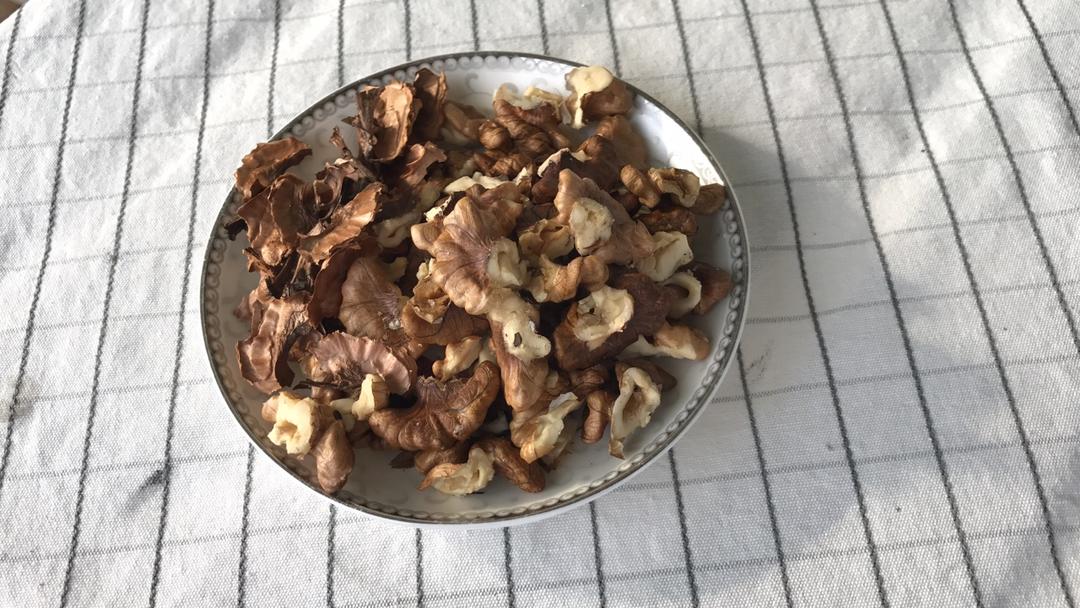核桃分心木