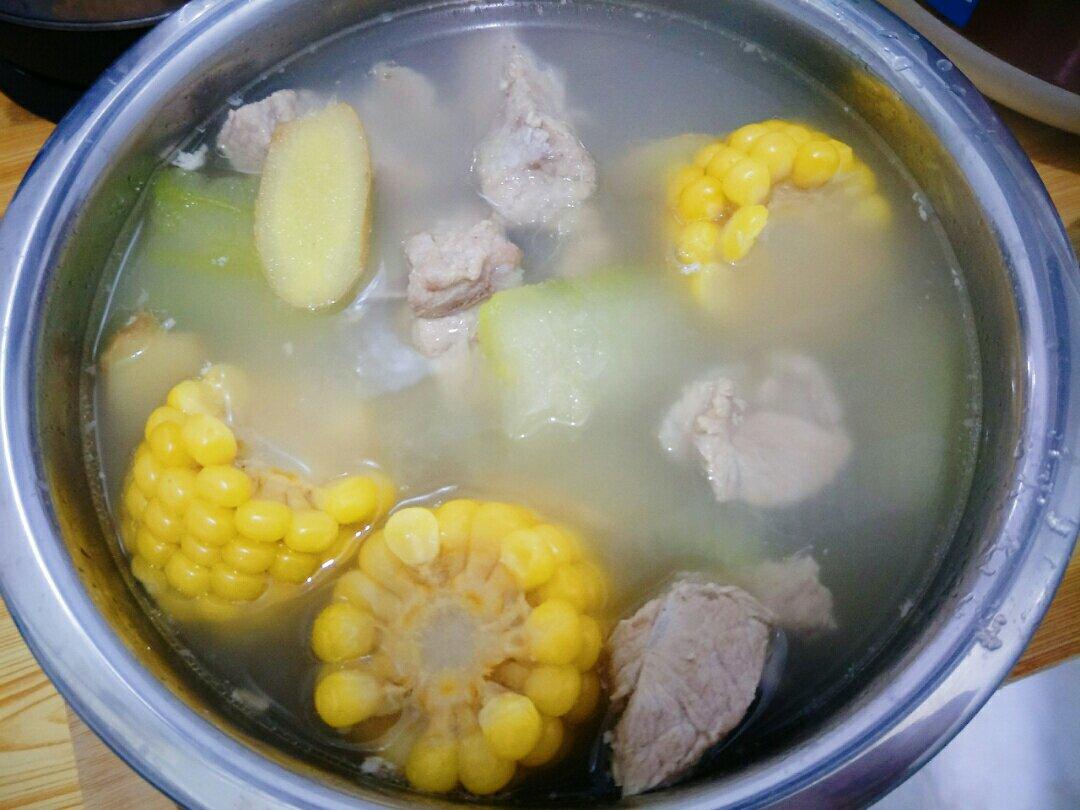 冬瓜玉米排骨汤