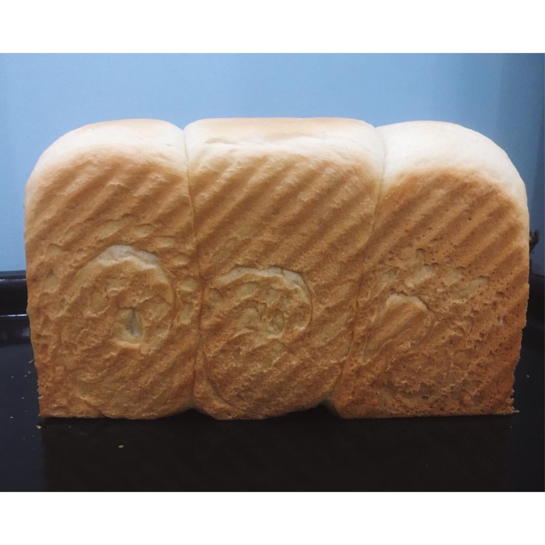 夺命软吐司(๑´ڡ`๑)超软拉丝极速方便的一次发酵吐司