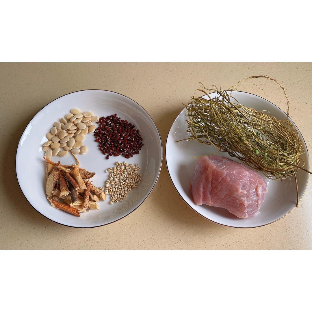 五指毛桃鸡骨草(双效祛湿)汤