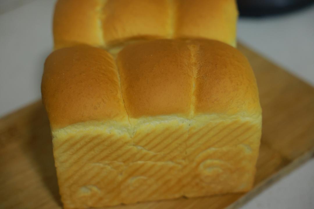 这面包泰酷啦｜超柔软的液种牛奶吐司