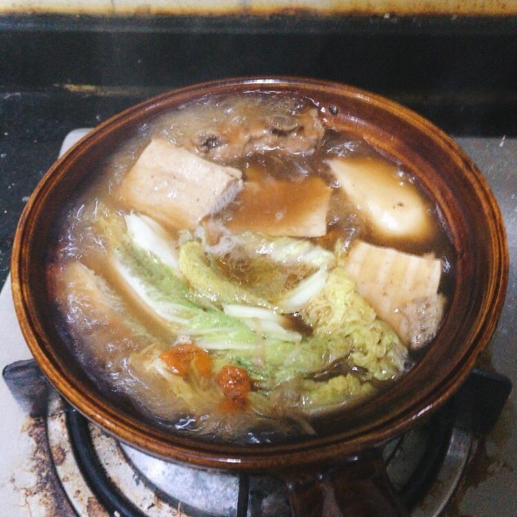 堂妈小厨——新加坡肉骨茶