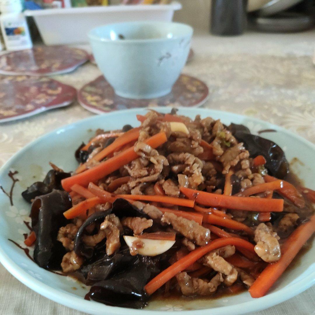 鱼香肉丝