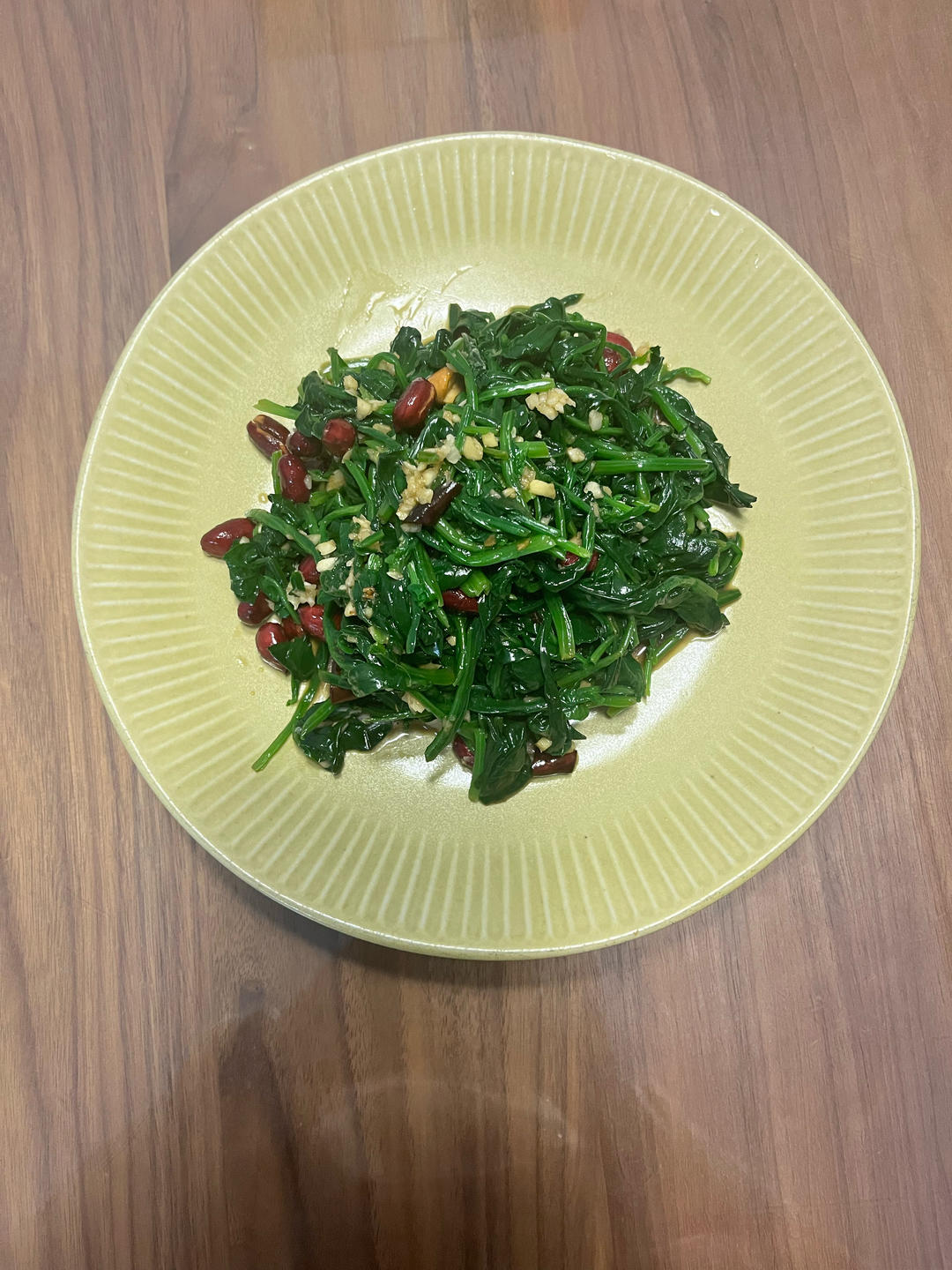 超级爽口的果仁菠菜（附零失误炸花生米的方法）