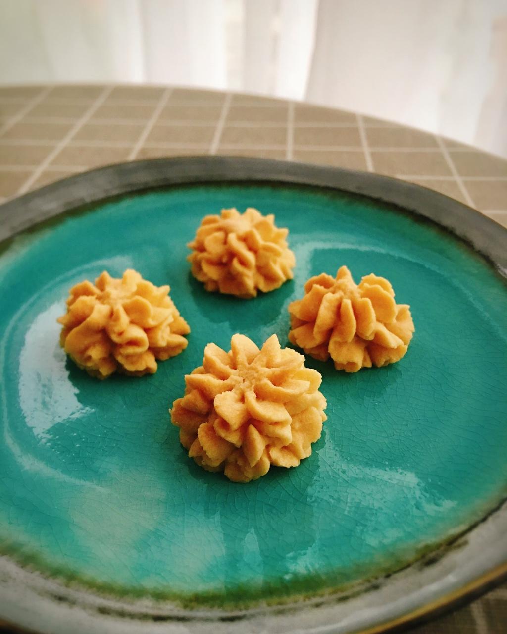 一抿即化酥到掉渣的珍妮曲奇云顶小花/烘焙视频饼干篇1