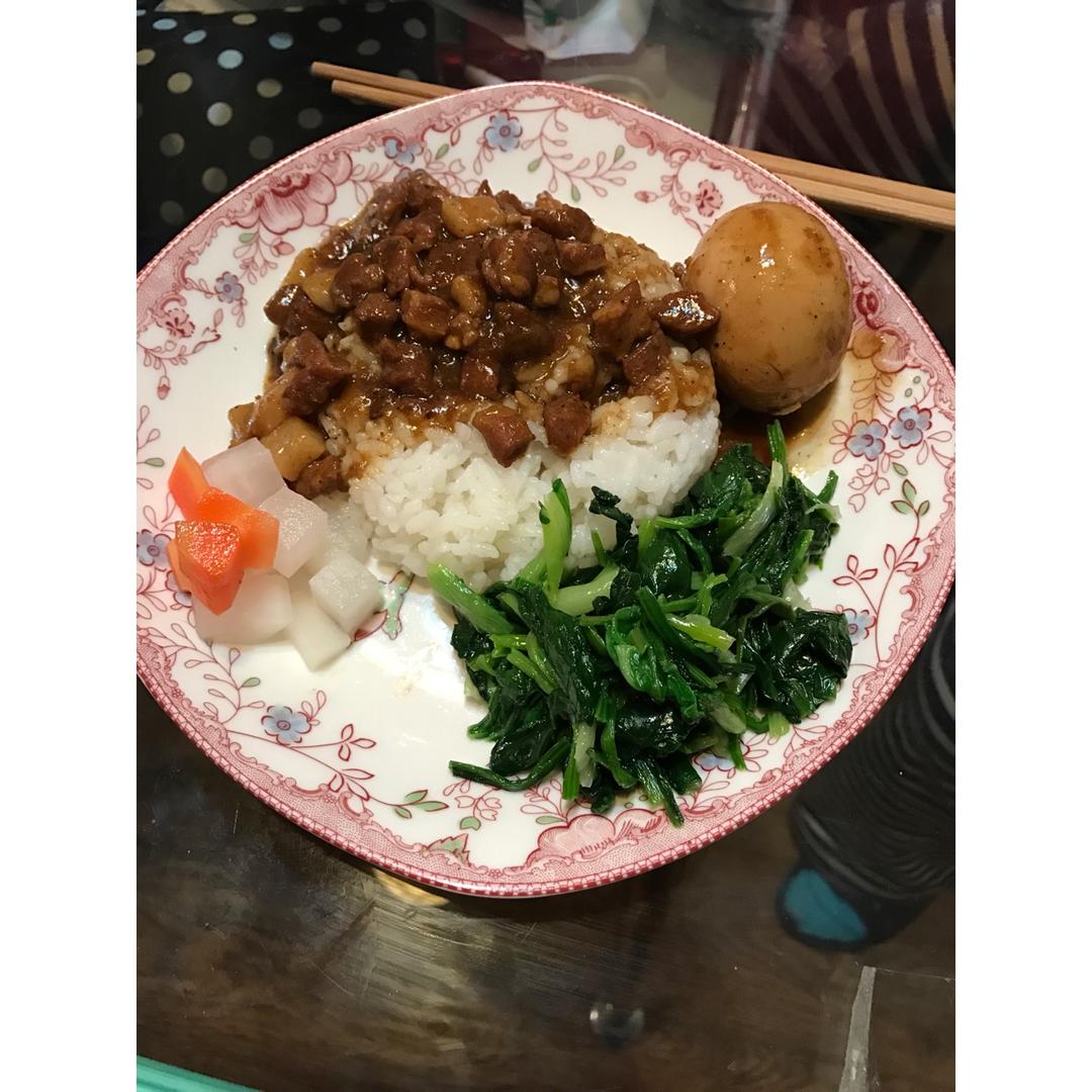一碗高颜值有内涵的台湾卤肉饭