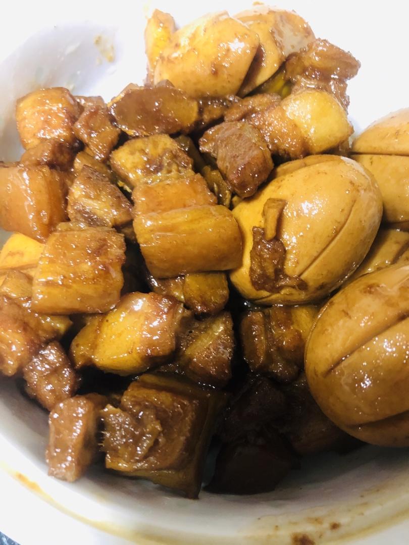 上海红烧肉：红烧肉加鸡蛋，上海人的吃法赞！