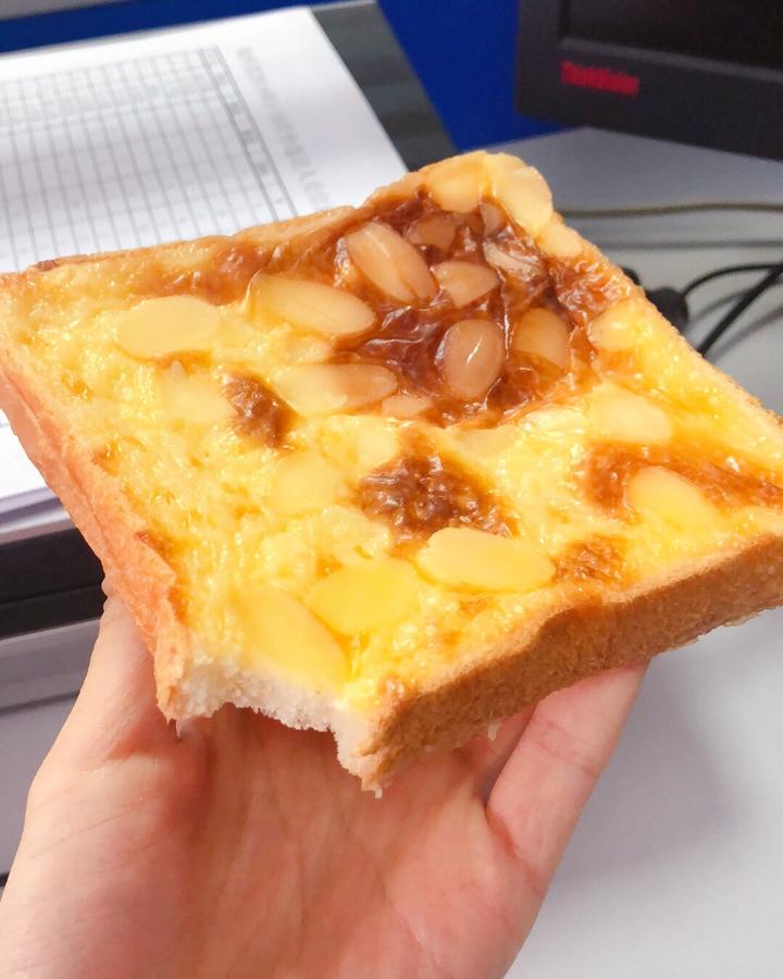 岩烧乳酪 Lava Cheese Slice