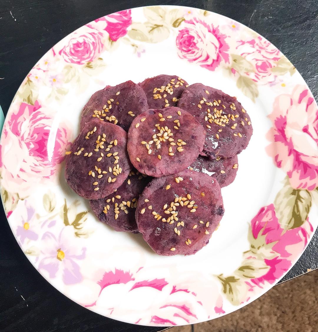 紫薯芝麻饼