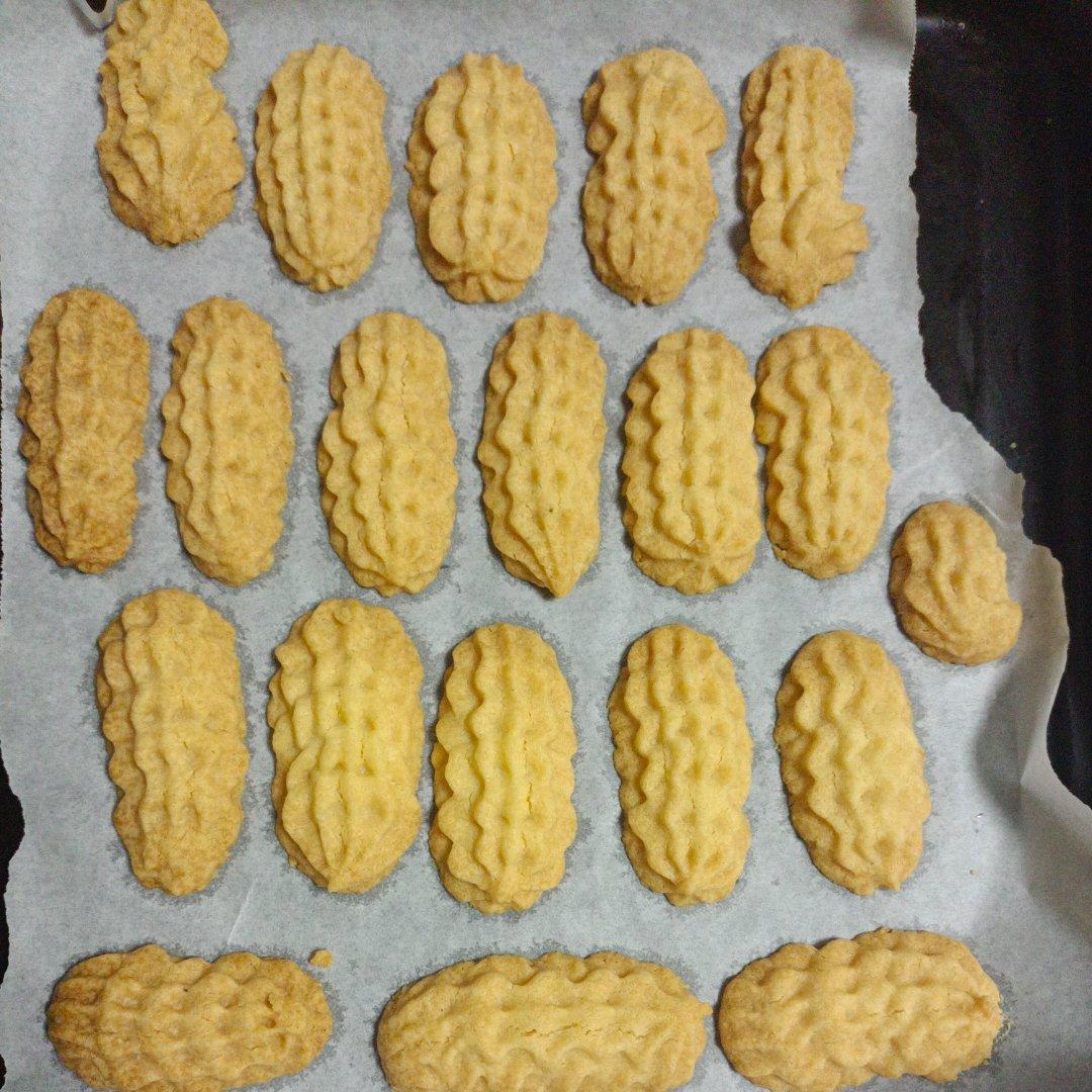 从来没吃过这么酥的曲奇，做法超级简单哦！