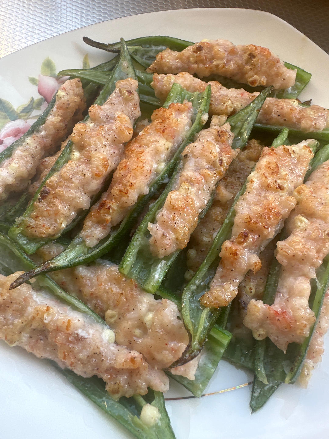 夏季限定～秋葵+虾滑真的巨巨巨好吃