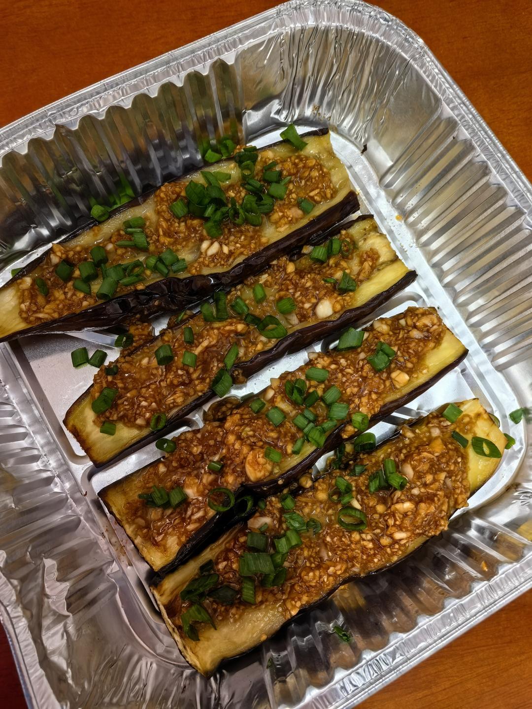 CC招牌菜销魂烤茄子，百吃不厌！