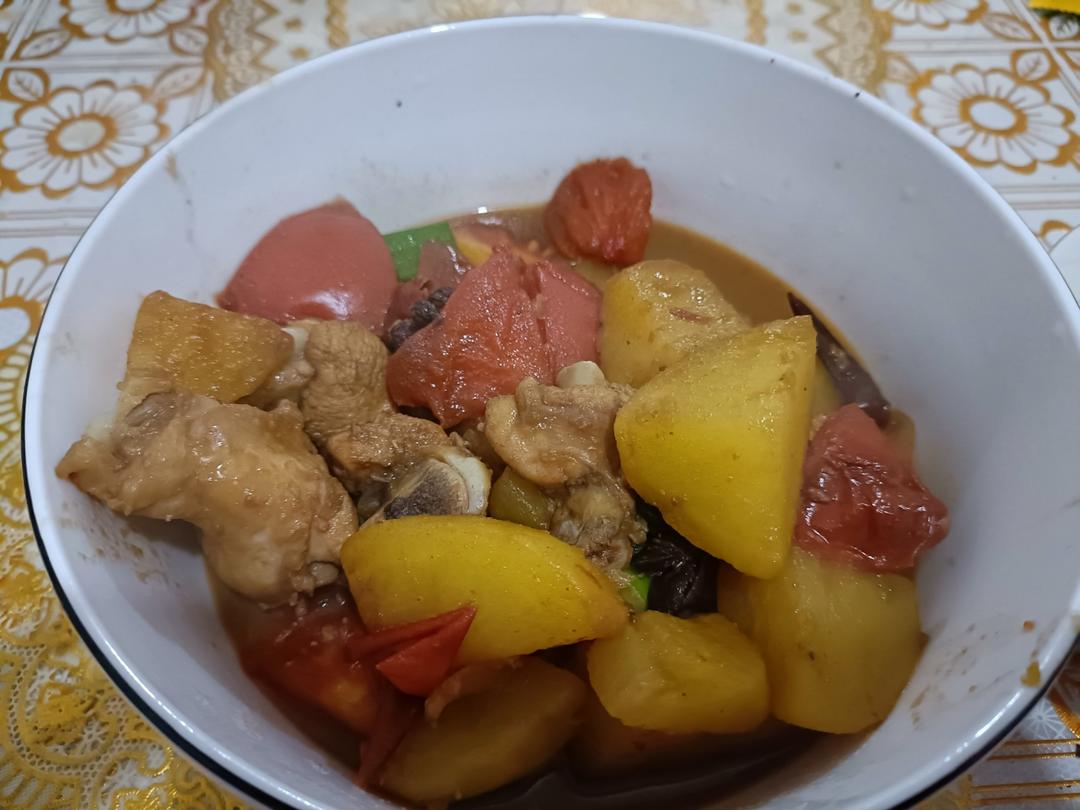 番茄土豆烧鸡腿