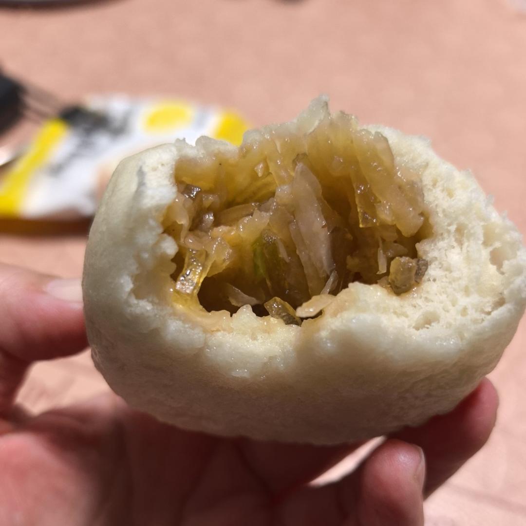 油渣萝卜丝包子