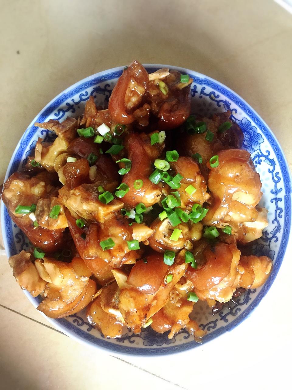 美味的家常菜：红烧猪蹄