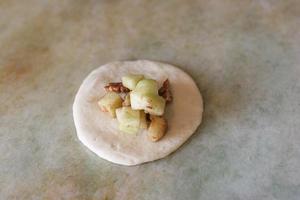 苹果肉桂小皇冠面包Apple Cinamon Pull-Apart Bread的做法 步骤6