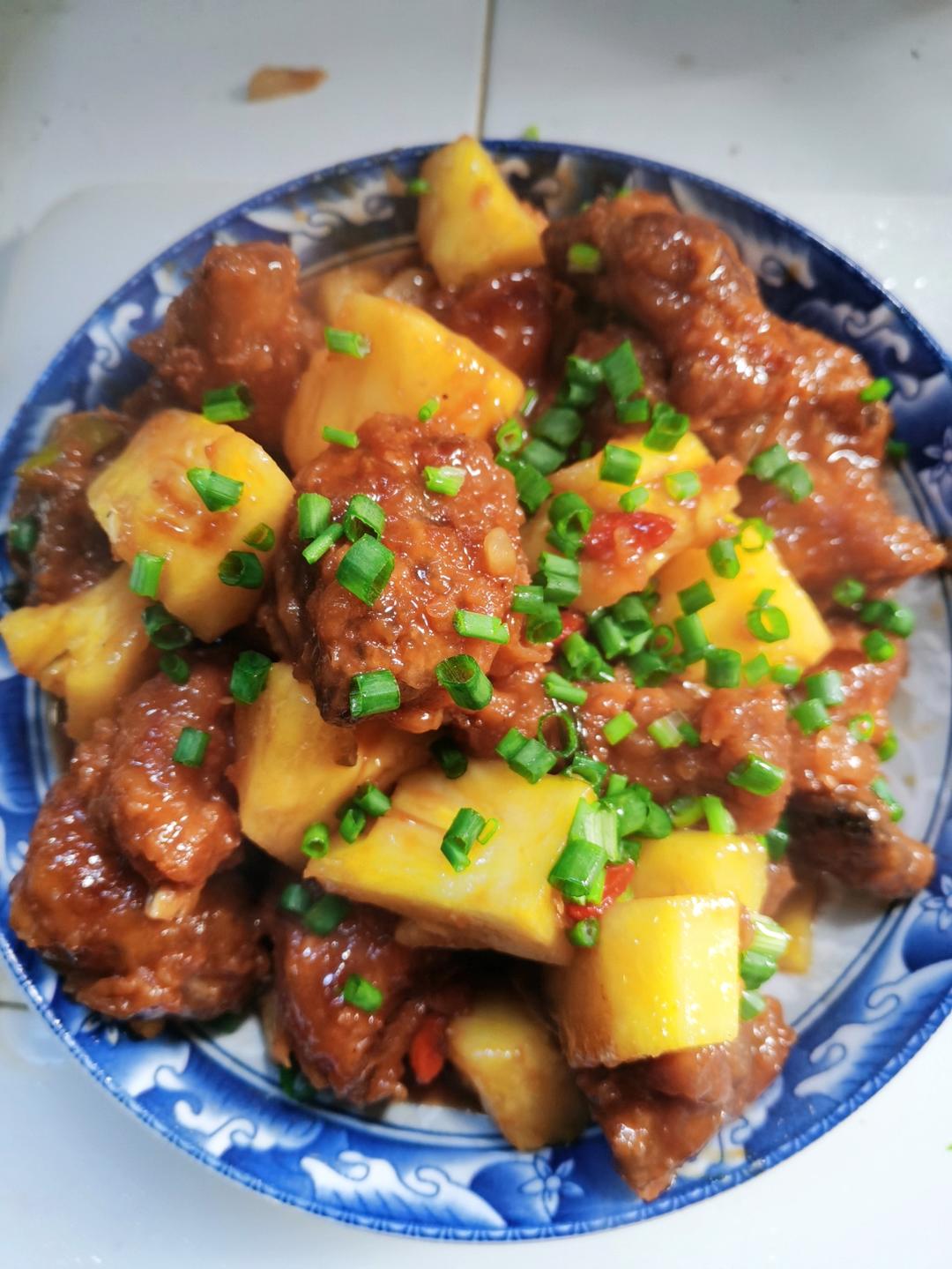 菠萝炒排骨