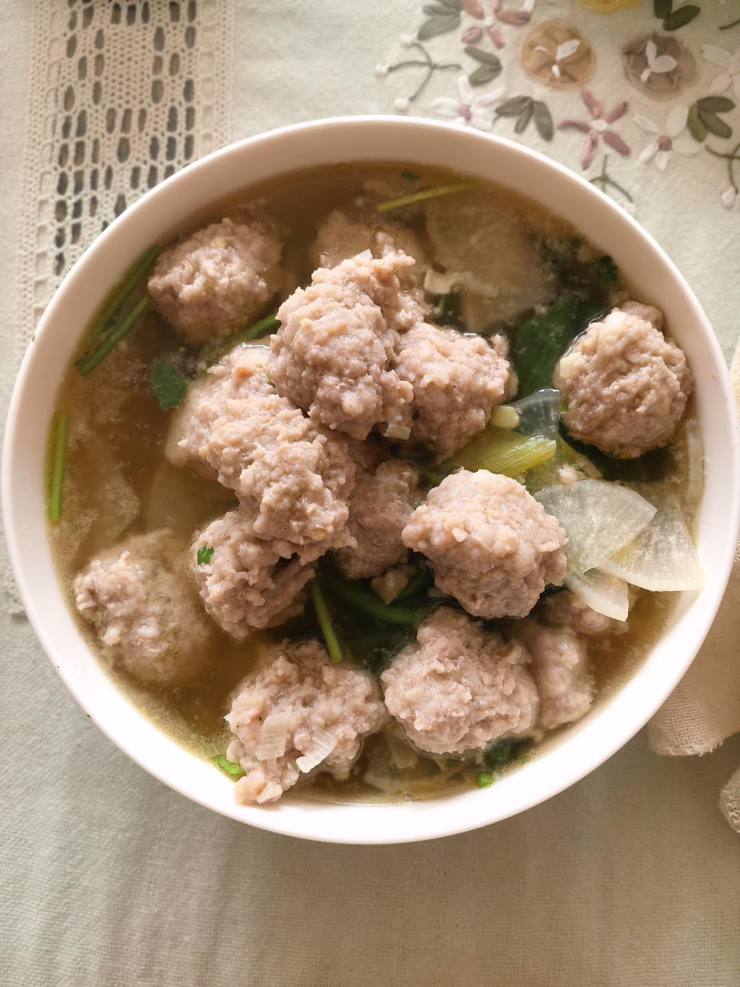 冬吃萝卜夏吃姜，羊肉丸子萝卜汤，吃了的人都说好