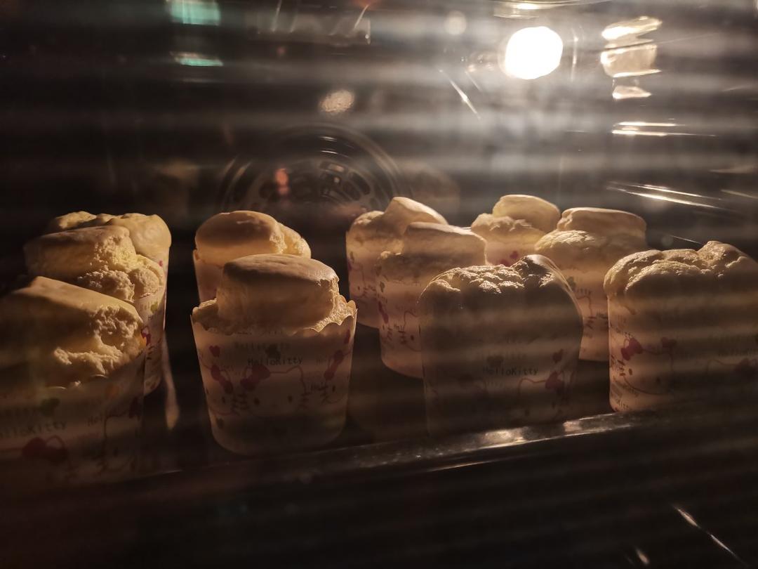 外酥里糯！超简单的粑粑坊糯米蛋糕，巨好吃！