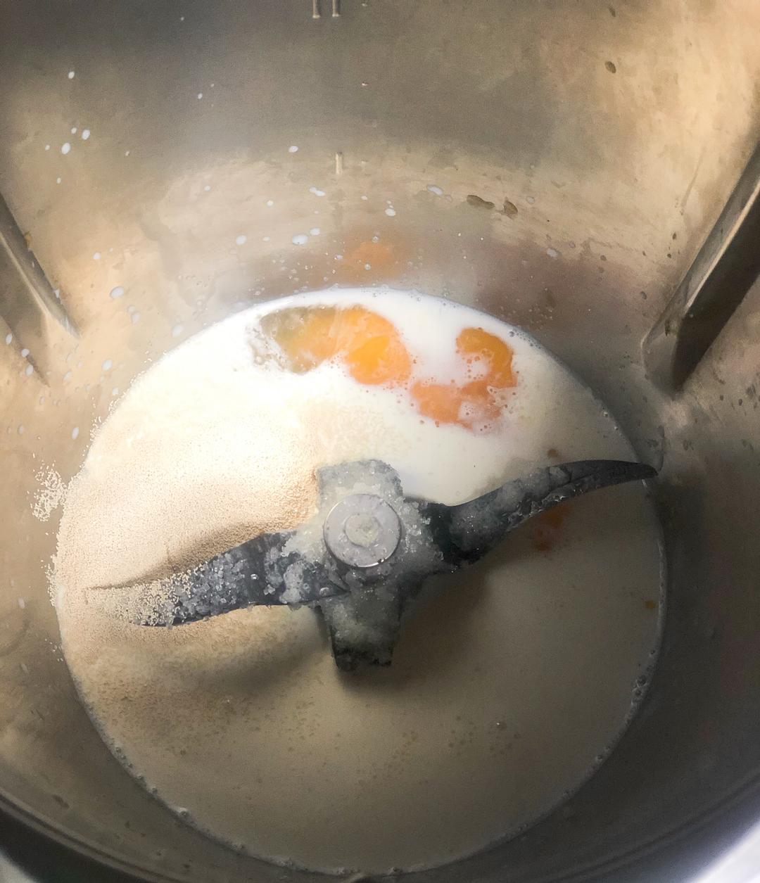 纯奶手撕吐司的做法 步骤1