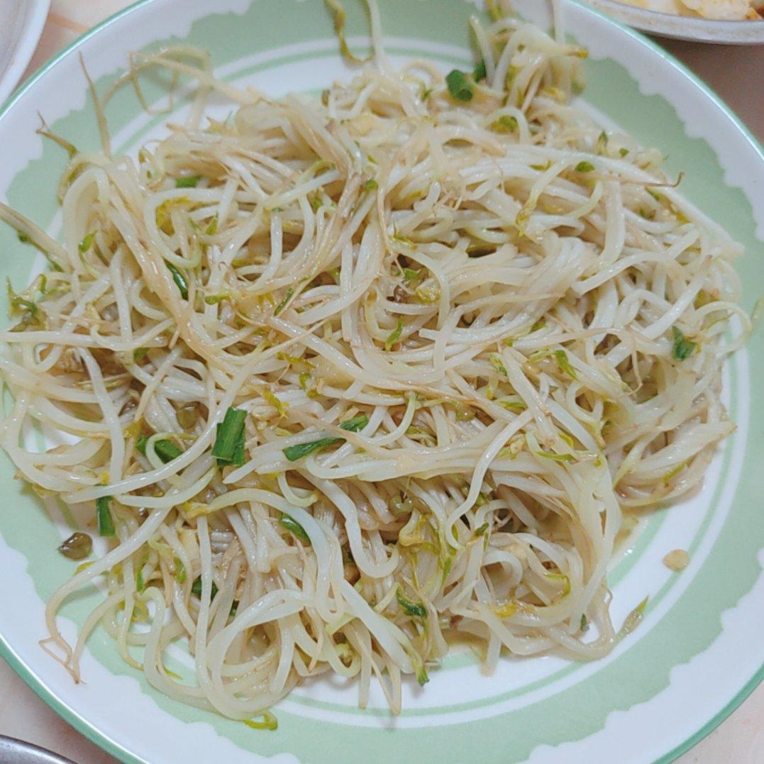 素炒豆芽