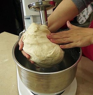 基础肉包做法 Steamed Dumplings的做法 步骤2