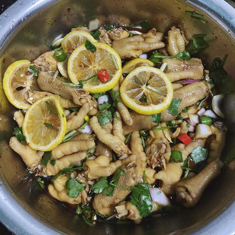 吃过都说好~第一次就做成功❗让老爸赞不绝口的酸辣鸡爪，香喷喷哟~