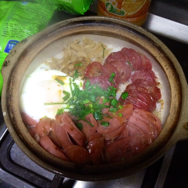 香肠煲仔饭