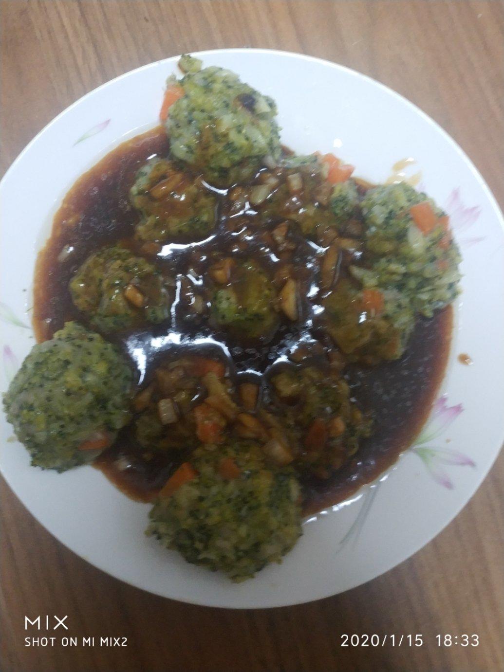 自从学会西蓝花这种做法，我家一周要做5次，挑食的人都抢着吃！