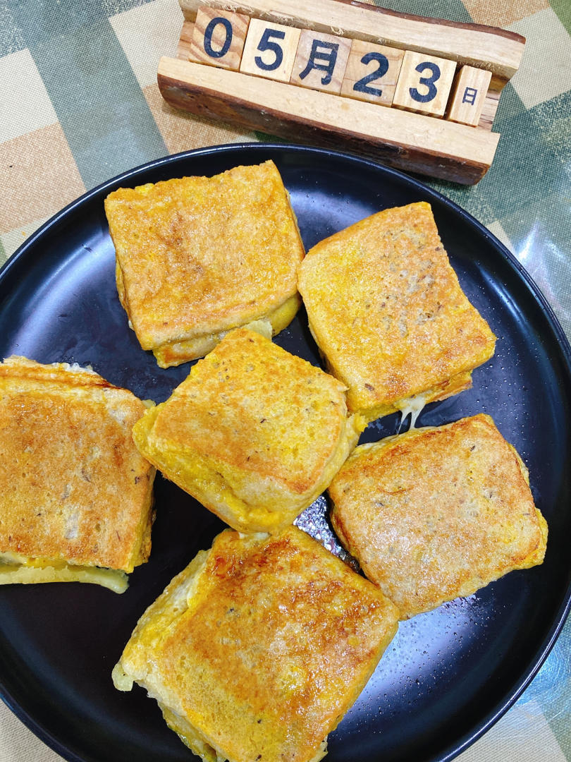 两岁豆子早餐打卡