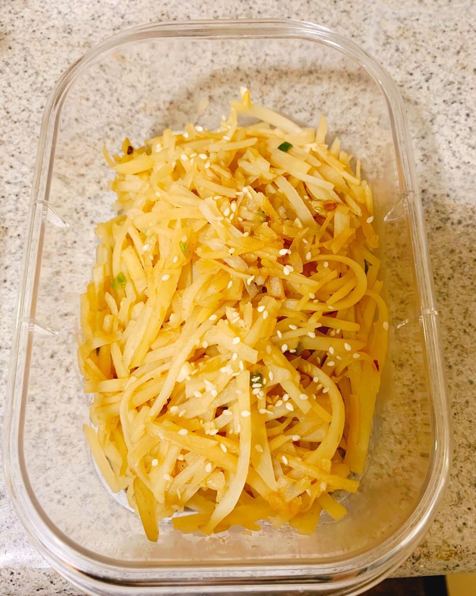 在家也能做出馆子味儿的醋溜/炝炒/酸辣土豆丝（就是那道看似简单，实则步步玄机的土豆丝）