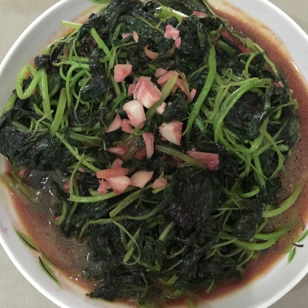 蒜茸炒红苋菜