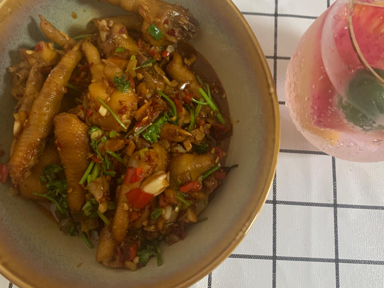 秘制辣辣鸡爪