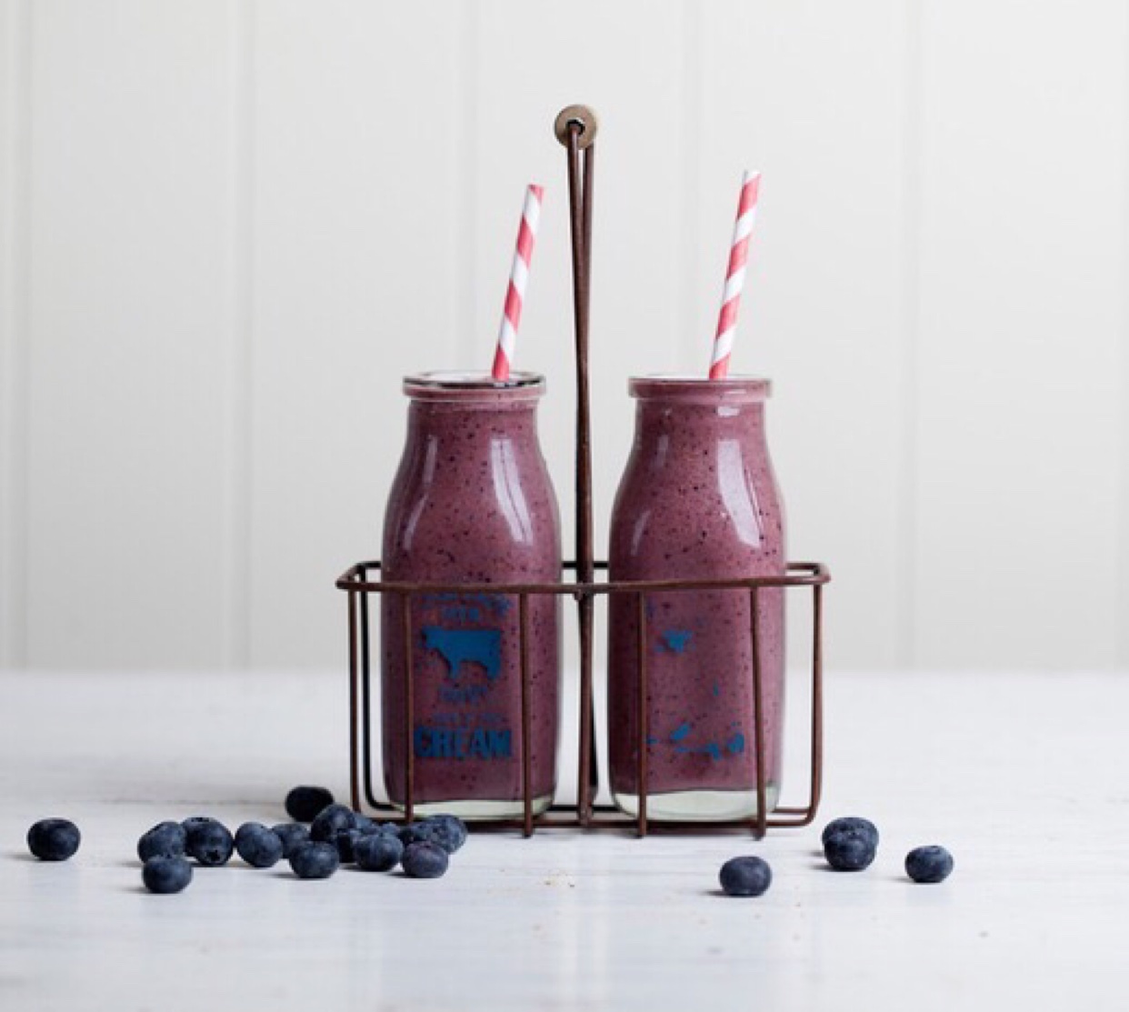 Mixed berry and veggie smoothie 莓果蔬菜奶昔