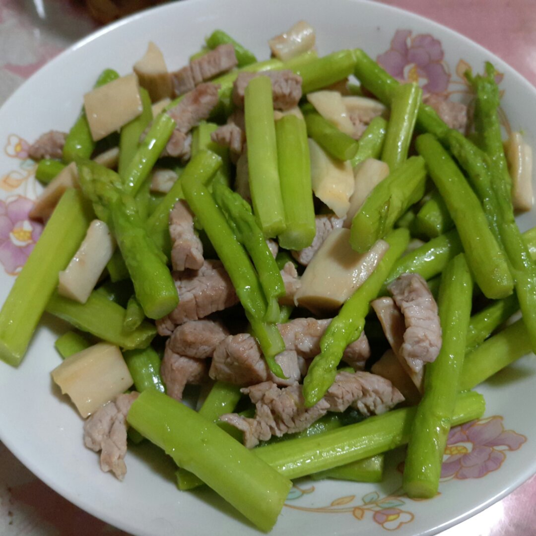 芦笋炒肉