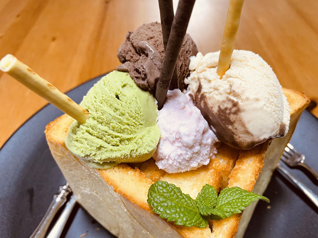 蜂蜜冰激凌厚多士（面包诱惑）