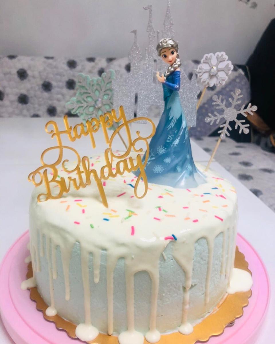 妞妞包包做的冰雪奇缘主题双层蛋糕--frozen艾莎