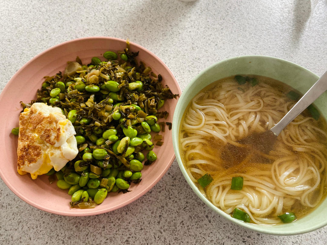 江浙人的早餐雪菜肉丝浇头面