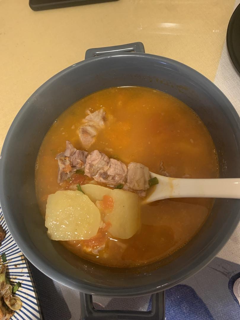 番茄土豆排骨汤