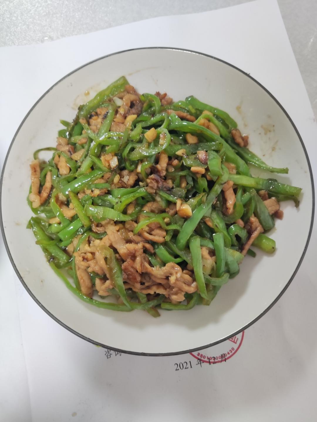 ‼️好吃到舔盘的青椒肉丝盖浇饭
