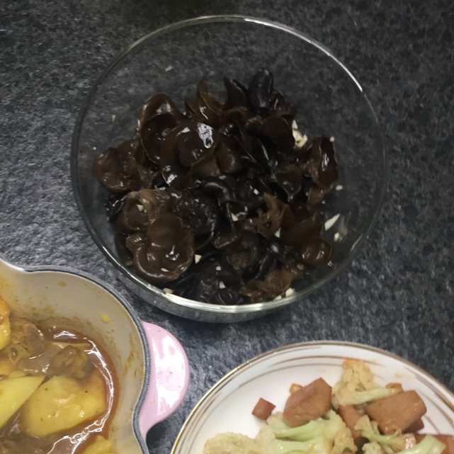 凉拌木耳