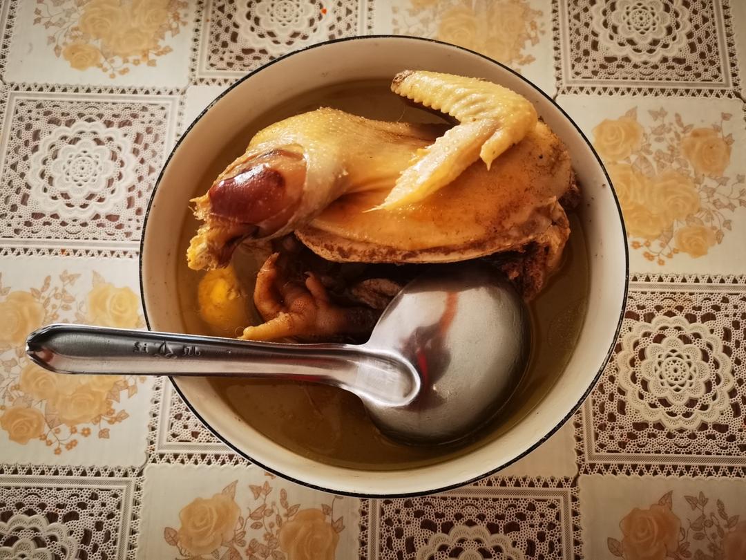 鲜美无敌：清炖鸡汤🐔