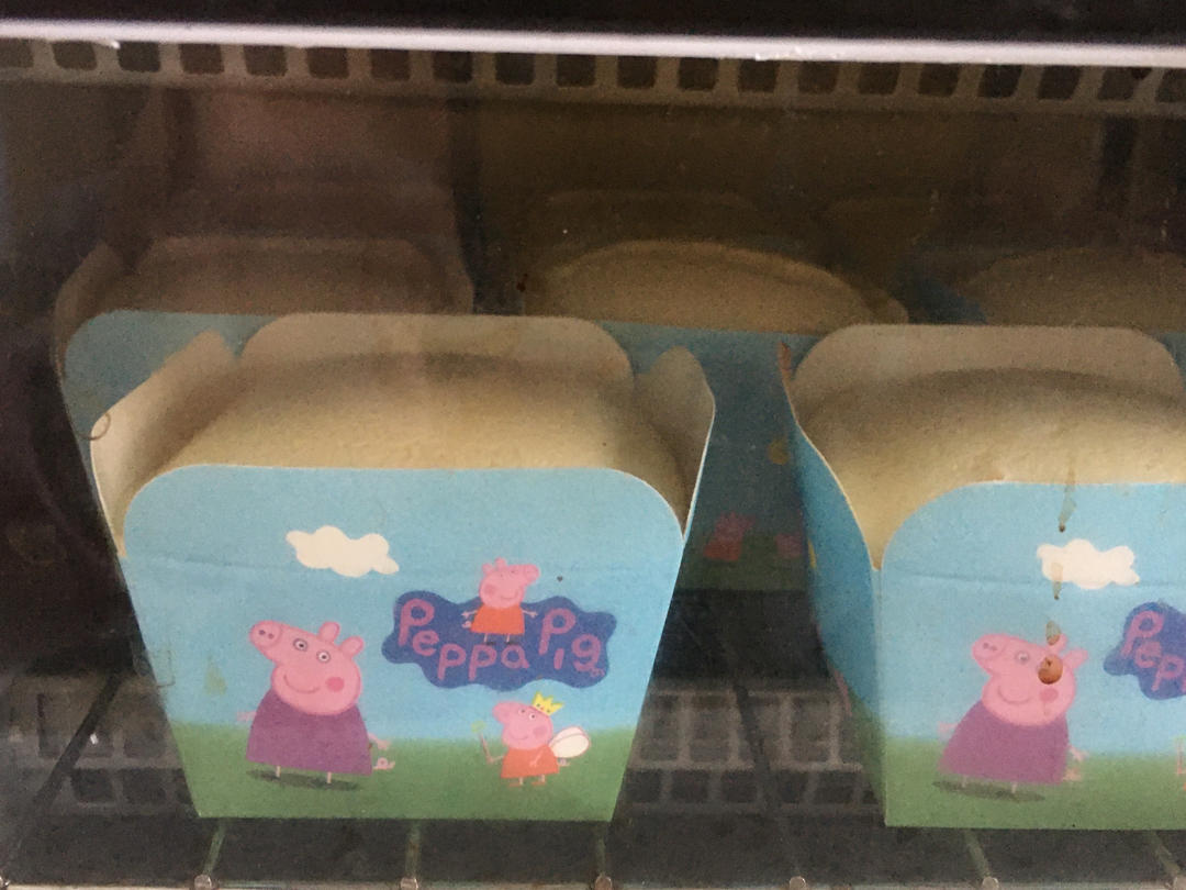 纸杯蛋糕 8寸戚风蛋糕的量