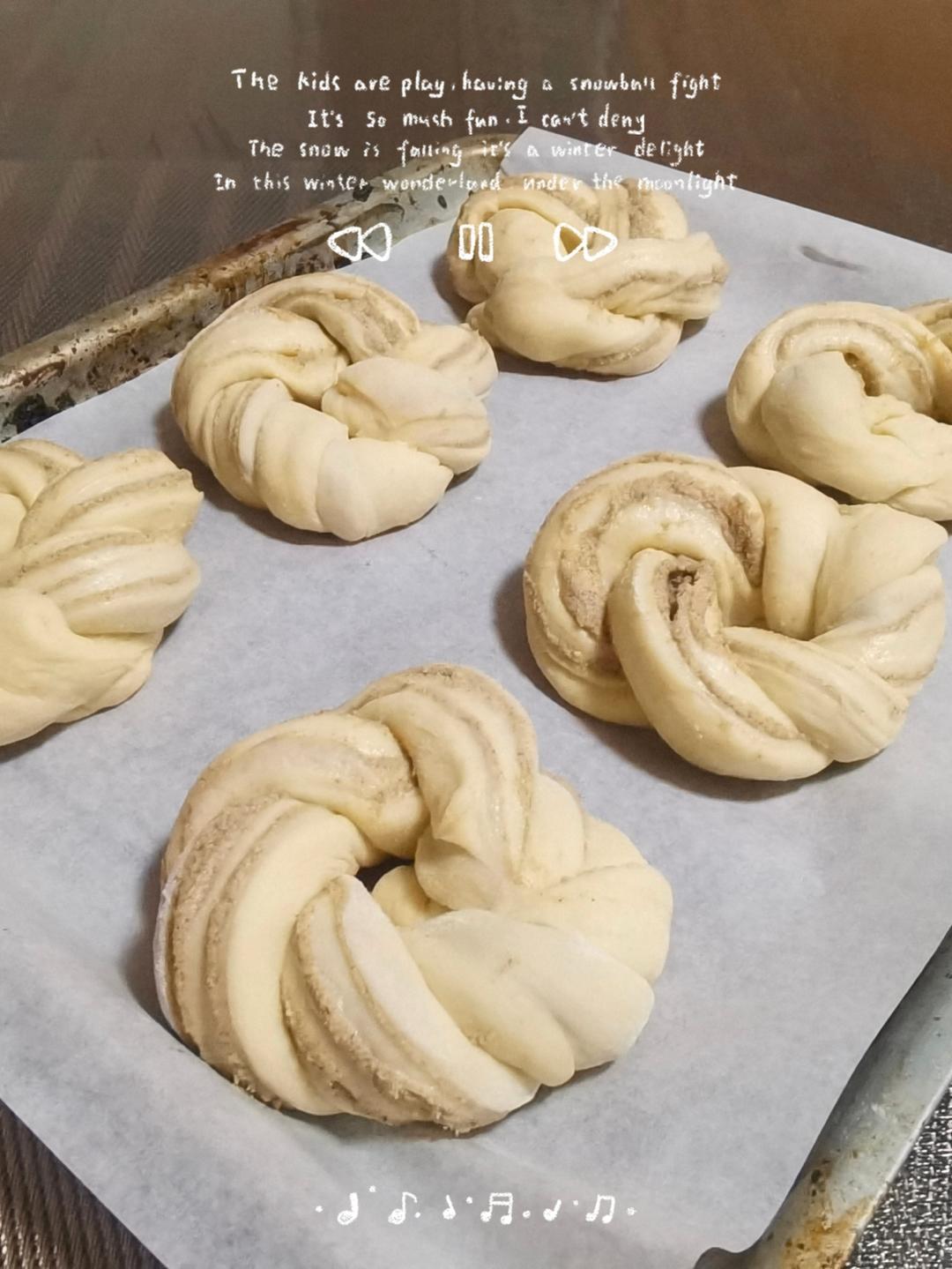 红茶栗子花环面包🌰茶香悠扬☕️甜蜜丝滑
