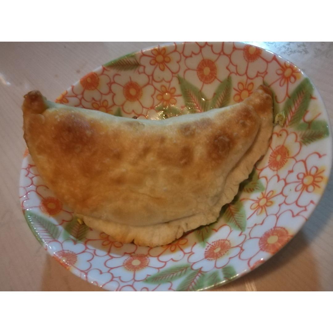 韭菜盒子 Chinese Leek and Egg Pasty