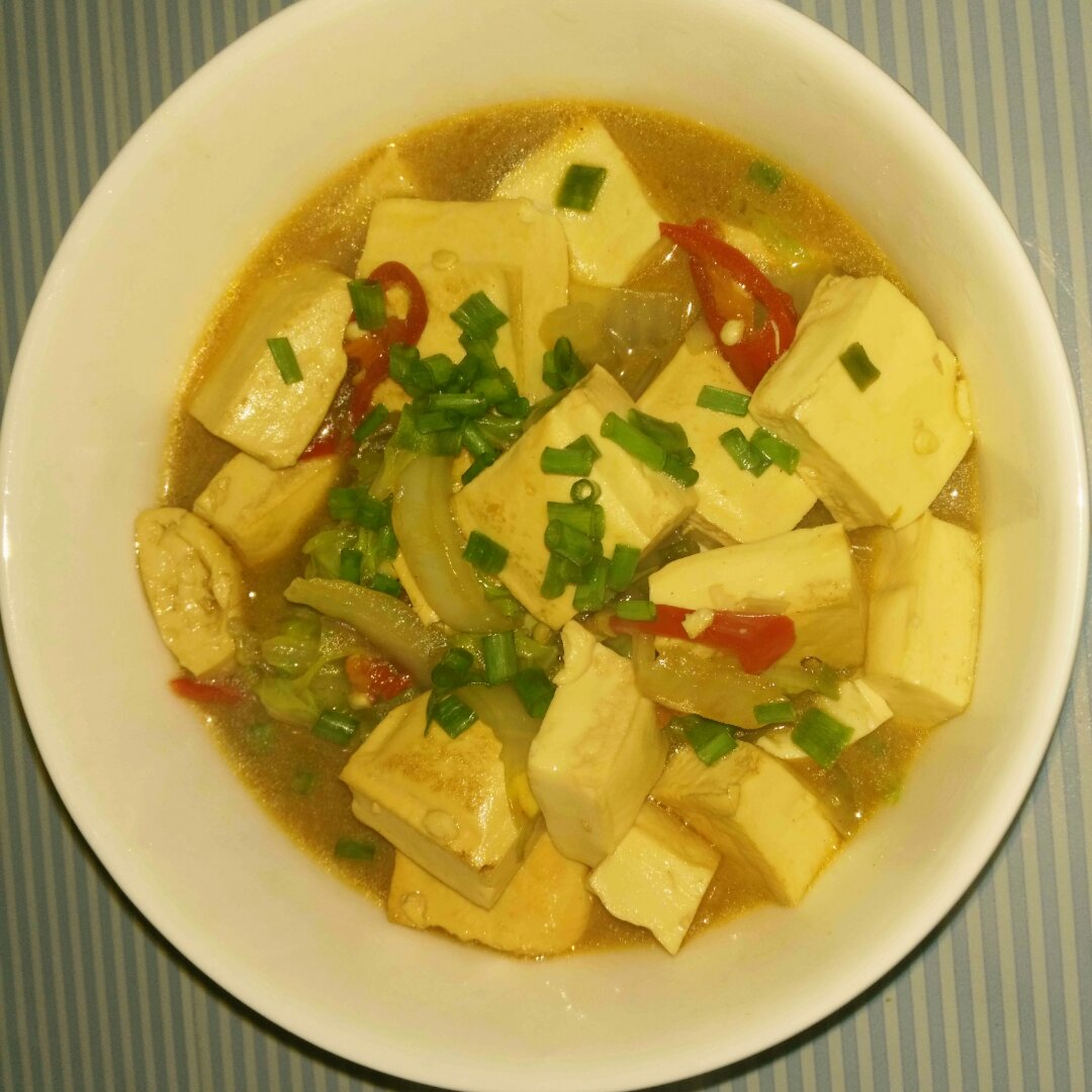 冬季家常菜：白菜炖豆腐