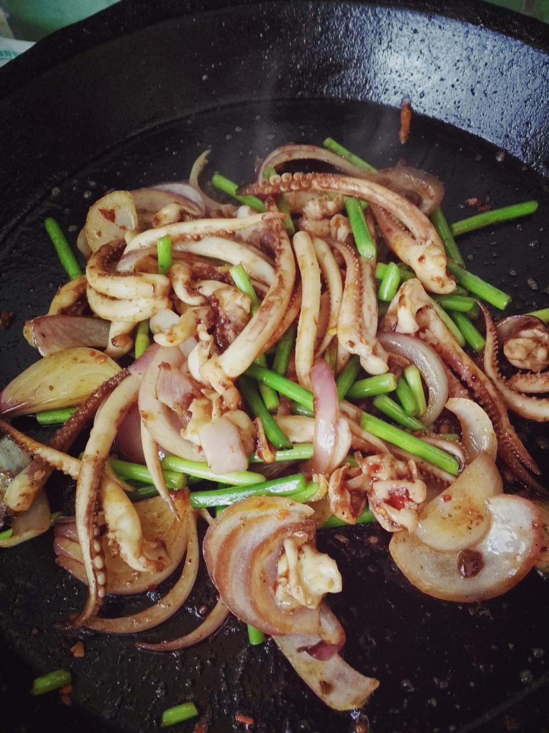 洋葱爆炒鱿鱼