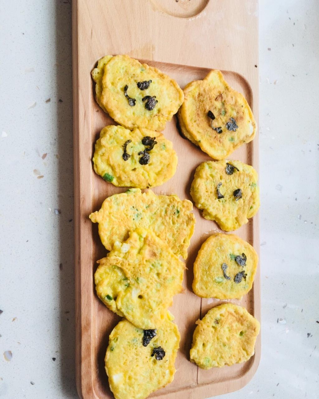 三花大猫做的宝宝辅食圆白菜饼一岁以上