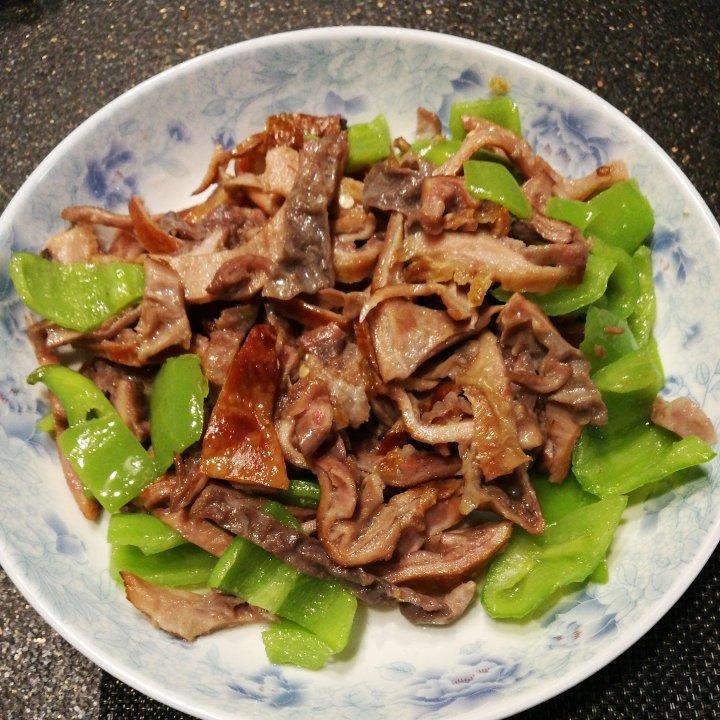 辣椒炒肚丝